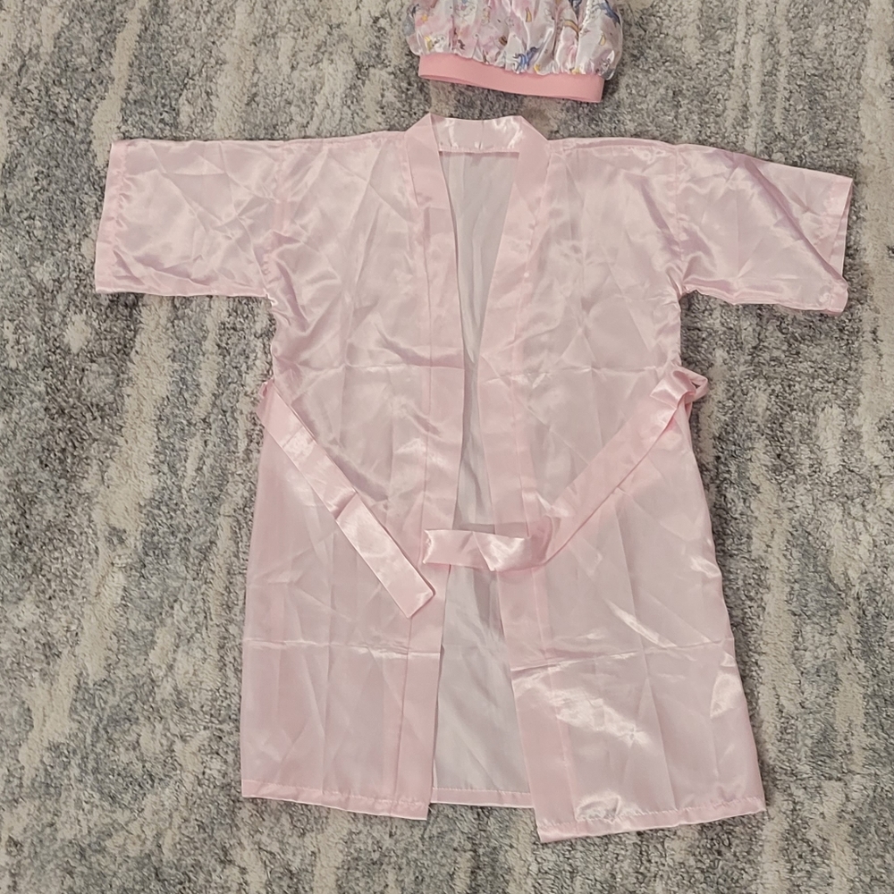 Cute Play satin Pink girl robe with pink sleeper hat, new, no tags, age size 8. - Picture 2 of 8